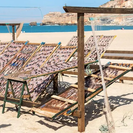 Cosy House In With Sea View * Nazaré